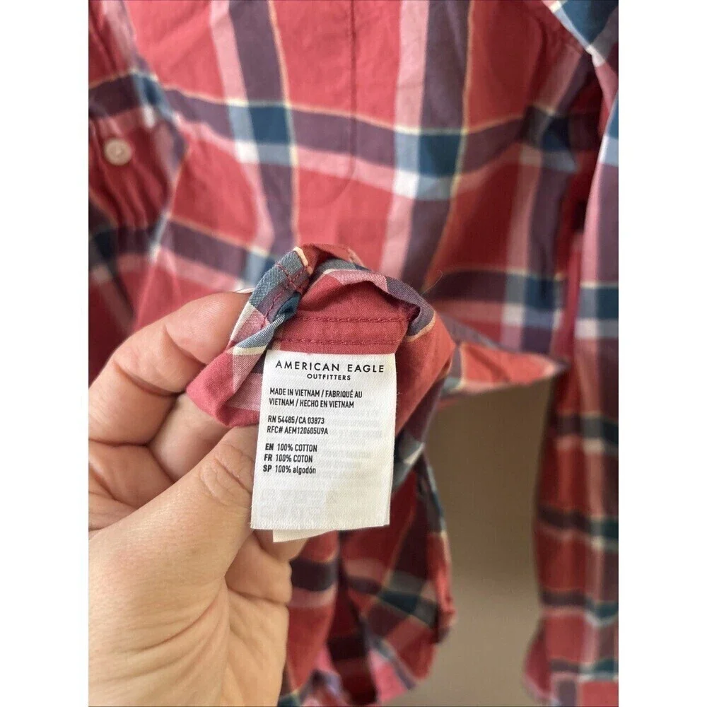 American Eagle Men’s M Red Blue Plaid Button-Down Dress Shirt Casual